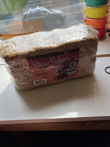Floracraft straw bale - straw, hay